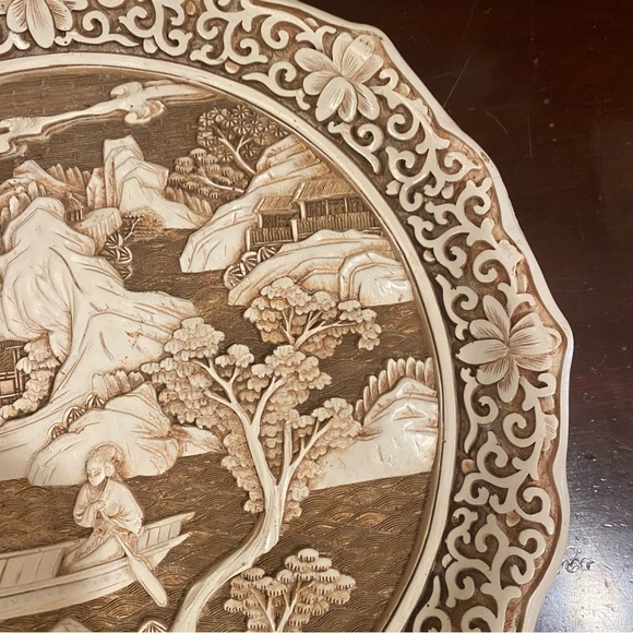 Vintage Ivory Dynasty Plate Carved Resin by Arnart Imports 1982 9.5 in - Picture 3 of 9